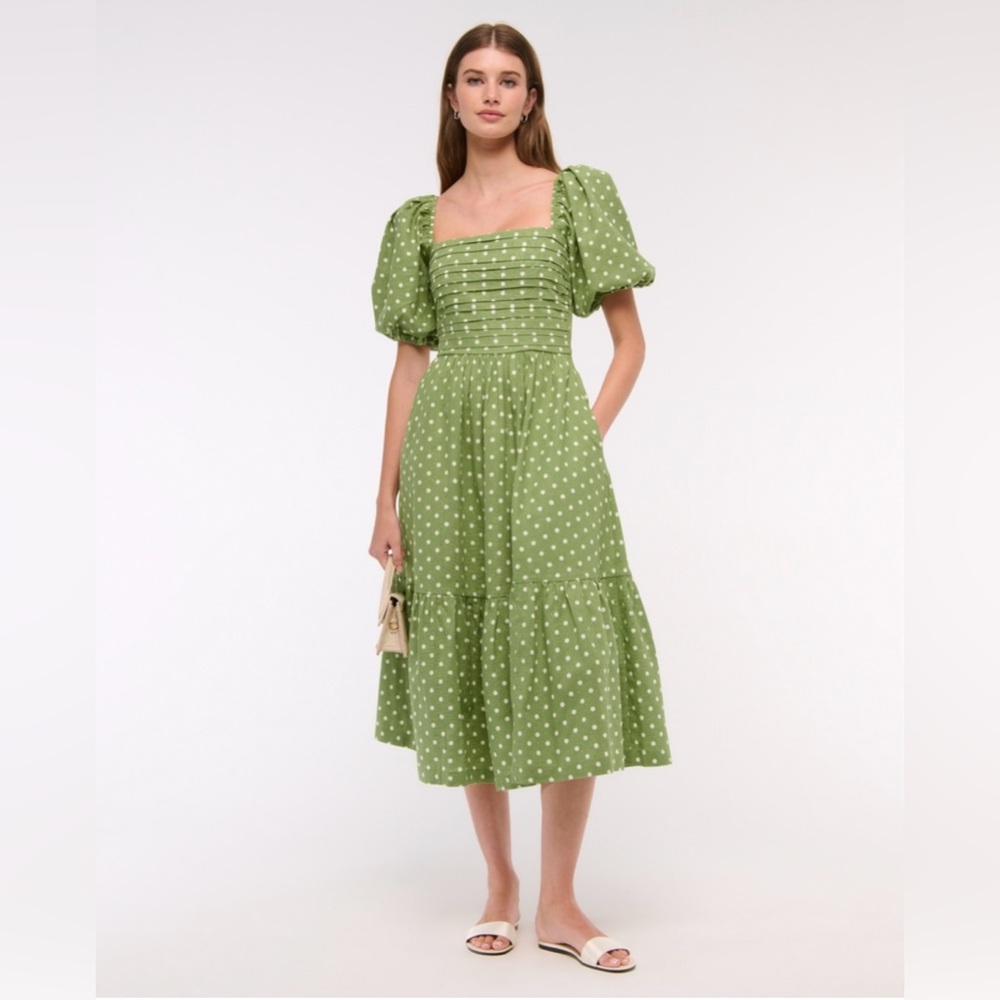 Abercrombie & Fitch puff sleeve dress/ Green Polka Dot Midi Dress NWT